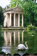 Temple d'Esculape et lac